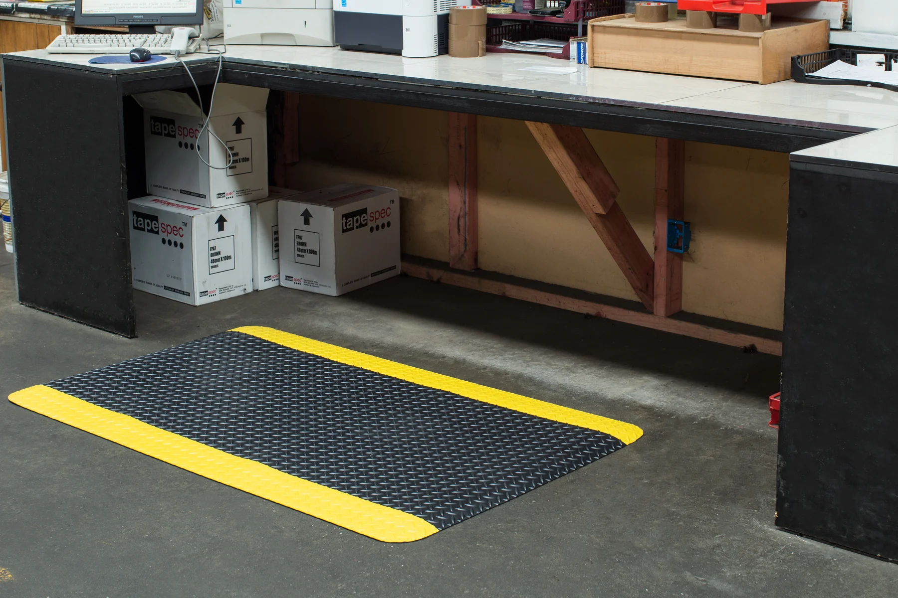 Diamond Plate- 900 x 600mm
