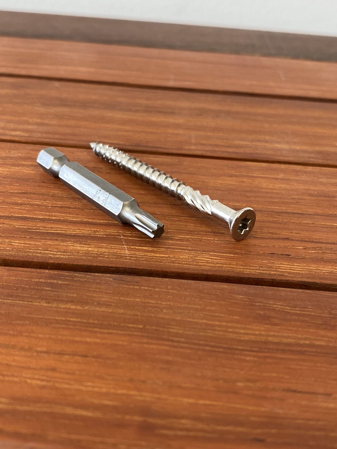 Ecko T-Rex17 10G X 75Mm Flat Head Decking Screws Countersunk (1000 Box)