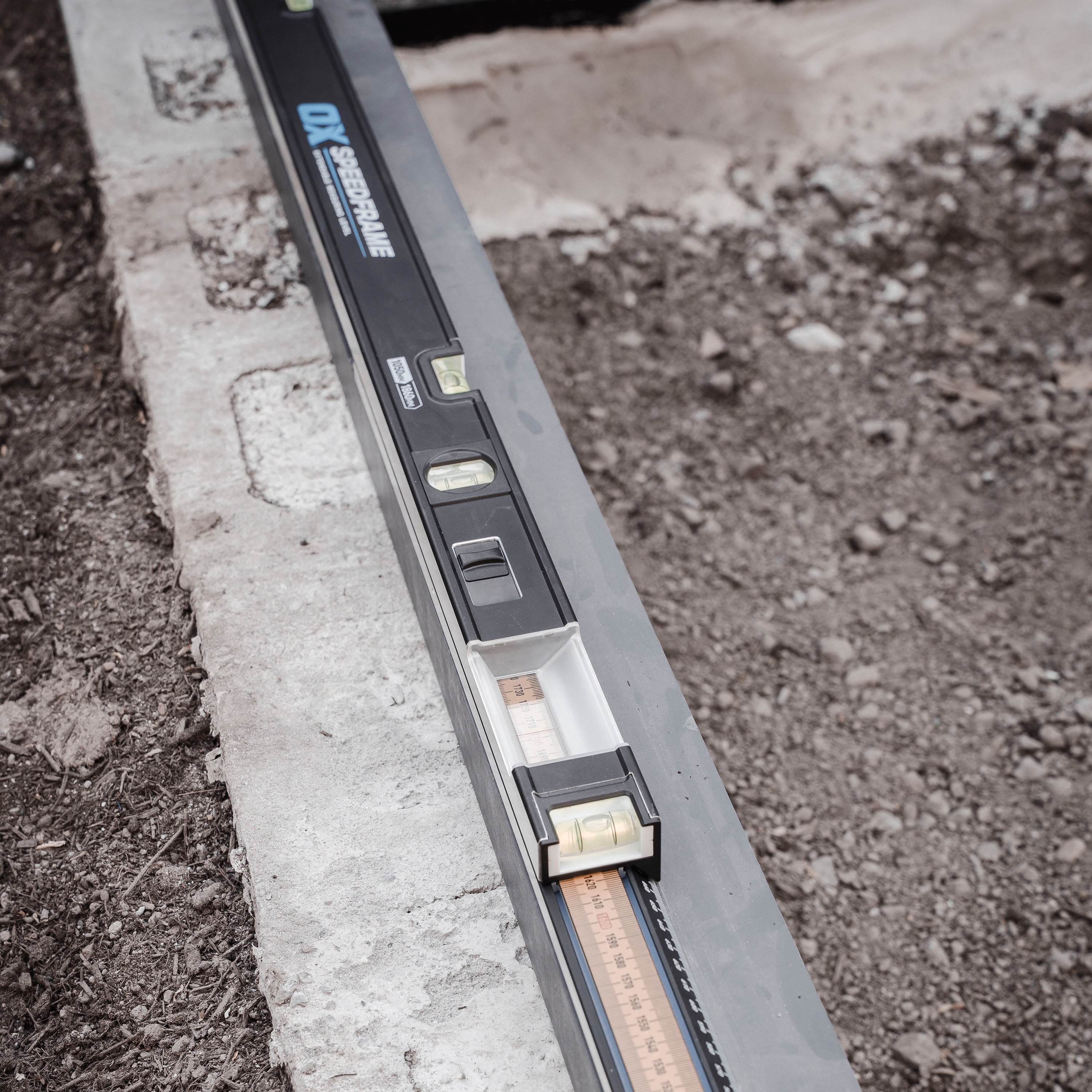 OX PRO 1050 mm-1860 mm Speedframe