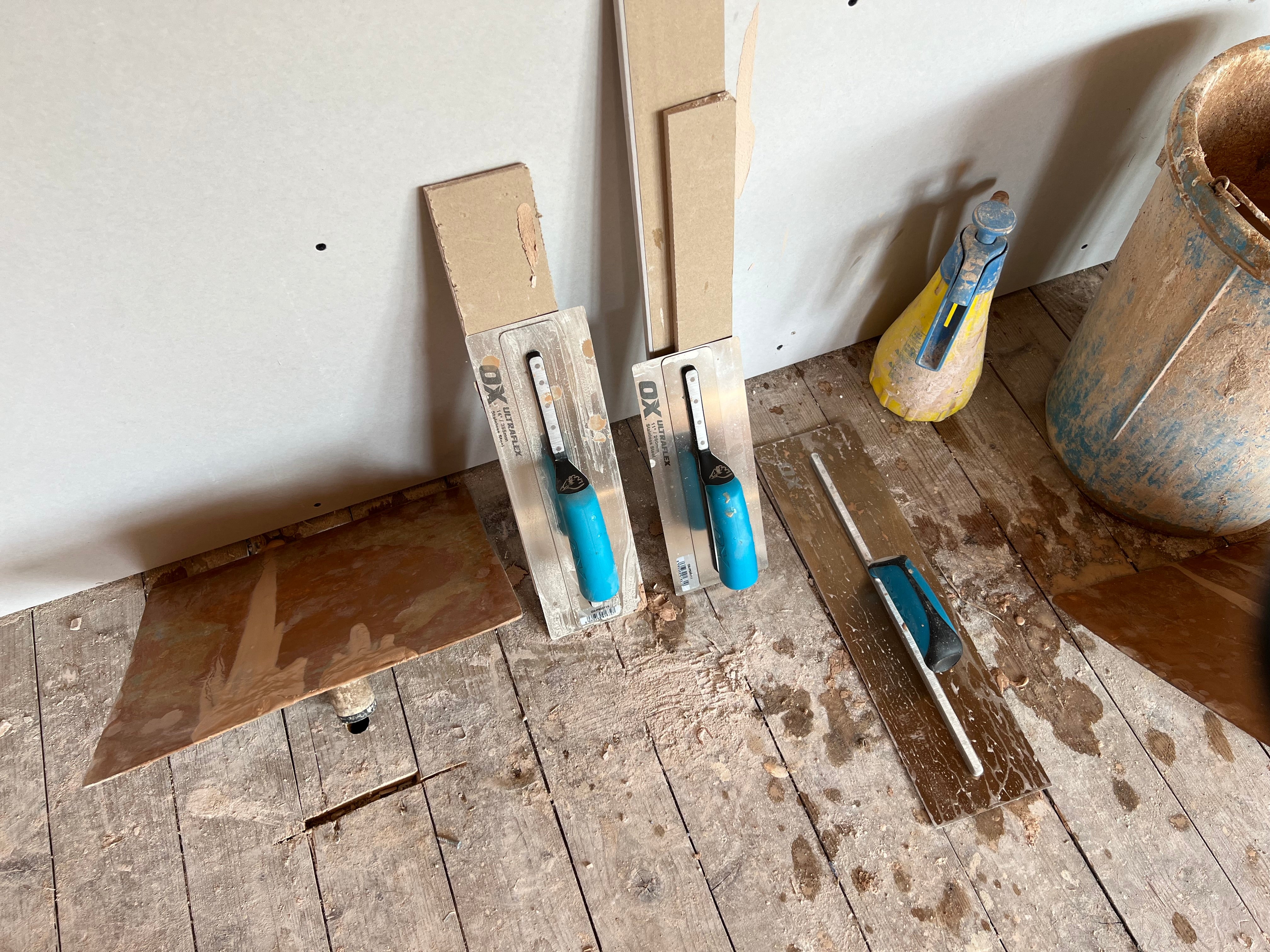 Pro Ultraflex Finishing Trowel | 14" x 4.25" / 355mm x 110mm