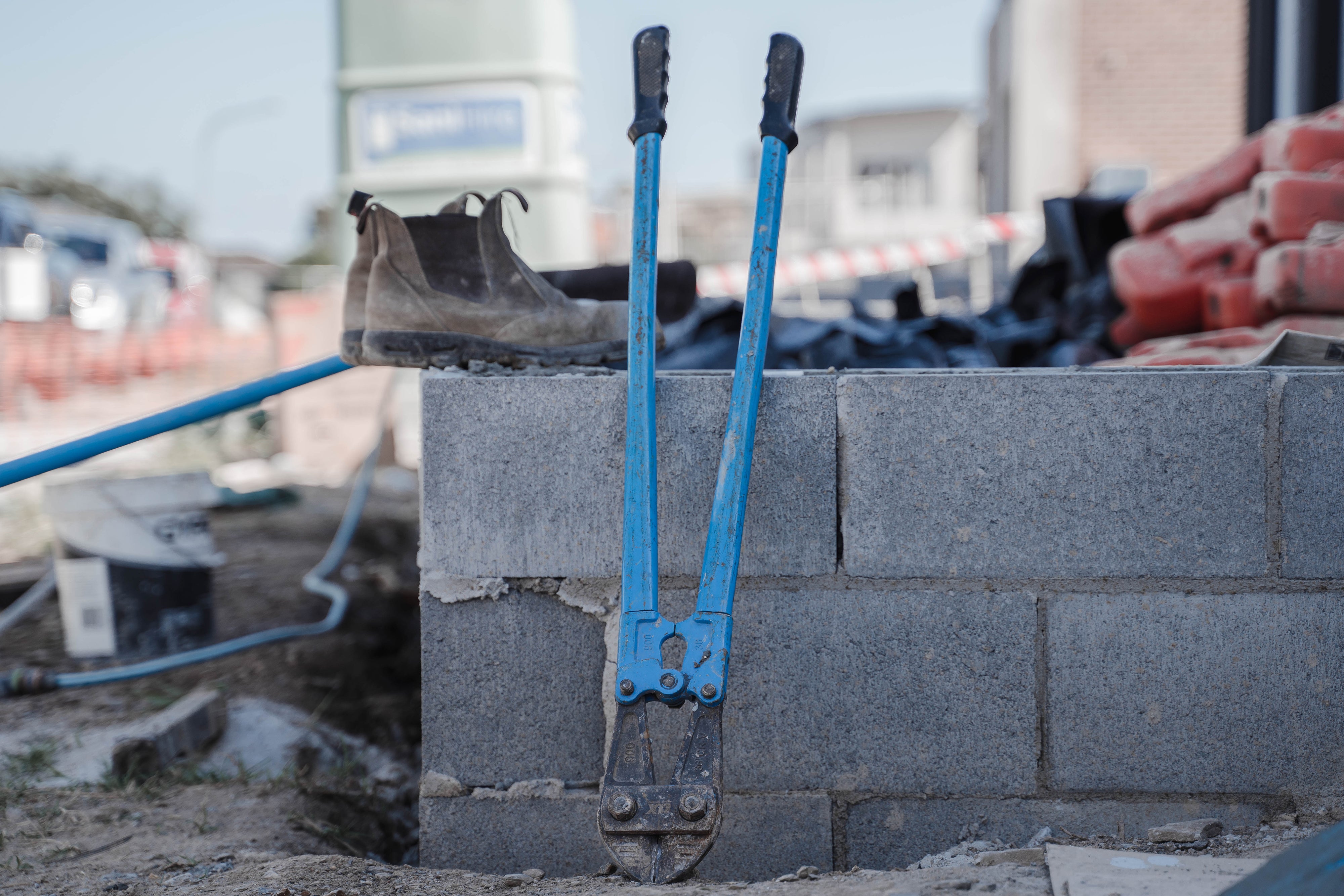 OX Pro Bolt Cutter - 900mm