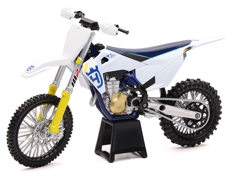 Model Dirt Bike Husqvarna Fc450 1:12 Scale By New Ray